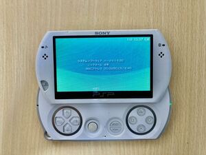 ジャンク品　PSPgoホワイト　SONY ソニー プレイステーションポータブル