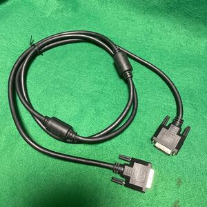 【送料込】パソコン　DVI モニターケーブル　約 1.7M 中古　黒