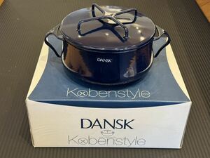 DANSK ダンスク　琺瑯鍋　未使用品　18cm両手鍋　　ミッドナイトブルー（ネイビー）