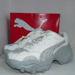 PUMA　プーマ　スニーカー　厚底