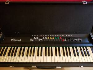 HILLWOOD PO-2000 ORGAN ビンテージ70年代ヒルウッドオルガン。完全に機能します。 (VOX, FARFISA, ACE TONE)