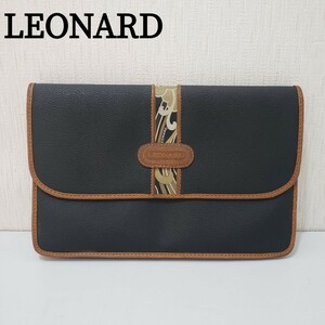 LEONARD　セカンドバッグ　ブラック　クラッチバッグ　レオナール