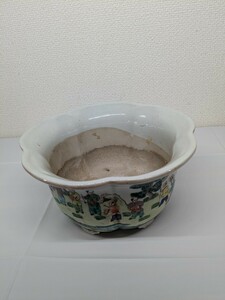 盆栽鉢 植木鉢 中国絵図 刻印 サインなし 骨董品 中国陶器