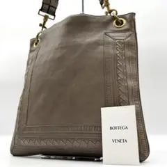 BOTTEGA VENETA イントレチャート サコッシュ　ショルダーバッグ