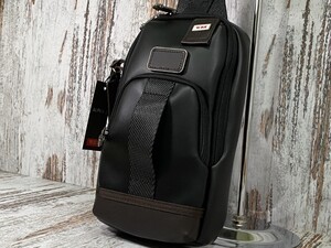 TUMI　 クロスボディ　 ショルダーバッグ　 ボディバッグ　オールレザー　ブラック