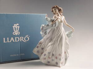 ◇堂◇LLADRO リヤドロ 彩色 女性 夏のセレナーデ 置物 31.3cm 無傷完品 14ud14