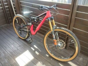 SPECIALIZED　ENDURO　2018 27.5 スペシャライズド　エンデューロ　ダウンヒル　