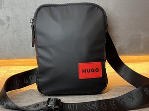 HUGO BOSS　ヒューゴ・ボス　 ショルダーバッグ　ブラック　未使用　コンパクト