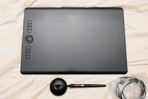 wacom Intuos Pro PTH-860 中古 ワコムペンタブレット Lサイズ 中古良品