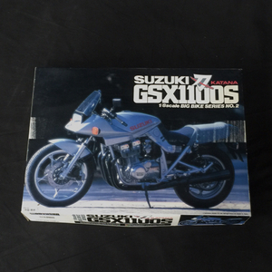 童友社 1/8 スズキ カタナ GSX1100S ビックバイクシリーズ プラモデル 保存箱・説明書付 未組立品 DOYUSHA QR121-135