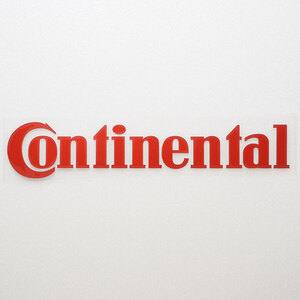 新品・未使用☆Continental コンチネンタル　カッティングステッカー　レッド　1枚　縦40mm×横199mm　|切り文字|切文字|新品|送料無料