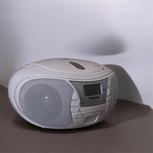 ●J TOSHIBA CDラジオ CDラジカセ ホワイト オーディオ機器 東芝 ラジオ disc COMPACT STEREO RADIO 通電確認済 現状品