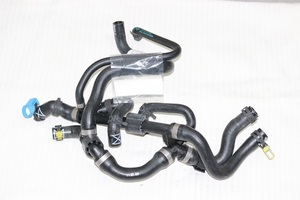 【新品】BMW MINI クーラントホース　ヒーターホース R52/53CooperＳ A/T用　17127541095 純正商品