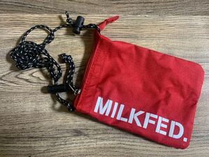 MILKFED ミルクフェド　ミニショルダーバッグ　スマホケース　赤