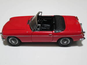 【希少・入手困難】KYOSHO 京商 1/18 MGB Mk1 マーク1 レッド【本体のみ】