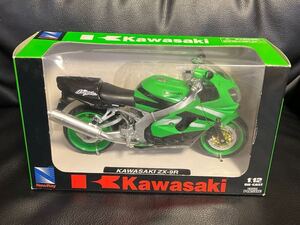 1/12スケール Kawasaki ninja ZX-9R ニンジャ 忍者 カワサキ 川崎 ダイキャストバイク ミニカー 完成品 オートバイ ライムグリーン ZX9R