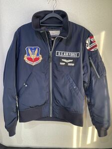 【 良品 】AVIREX/アヴィレックス THERMOLITE フライトジャケット /メンズ/ M サイズ /US AIR FORCE /中古