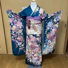 振袖used品✨金ラメ生地に多彩な花が満載の柄 振袖5点セット❣️