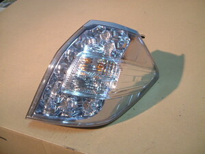 LED 右テールライト フィット シャトル HB GP2 前期 スタンレイ W0020