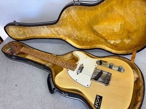 Fender フェンダー　エレキギター ハードケース付き ジャンク