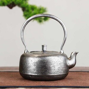 正規 雨宮宗作 鉄瓶 純砂鉄 専用箱付 日本伝統工芸 茶道具 インテリア 美術品 H36 検索 急須 鐵壺 古美術 龍文堂 亀文堂 光玉堂 安之介