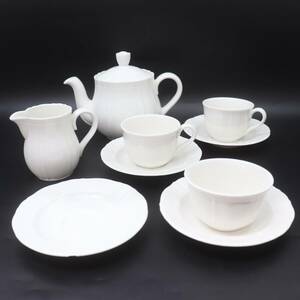 ITMLNRGUU01C 即決 本物 ROYAL DOULTON HALLMARK 食器セット 9点 ポット シュガーボウル ミルクポット カップ＆ソーサー 2客 ソーサー 2枚