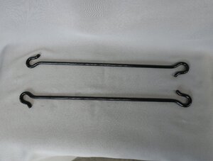 【倉庫整理品】合吊金具　吊金具　鉄製　黒塗装　1対（2本）全長約46.8cm×約8mm　吊灯篭　高さ調整　K-855