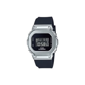 CASIO カシオ 腕時計 G-SHOCK　GM-S5600U-1JF　腕時計　ミッドサイズ　5600シリーズ　デジタル　ブラック　シルバー　