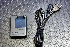 ◆5個入荷◆　CASIO デジタルカメラ 充電器(NP-60専用) BC-60L　在924-2Y