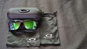 OAKLEY オークリー サングラス　Holbrook 