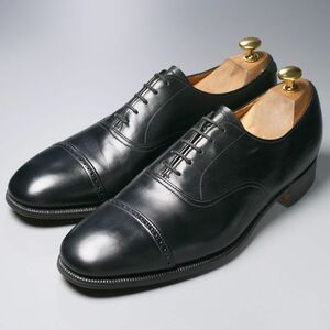 W1489//*チーニー/CHEANEY*チェシャー/CHESHIRE/メンズ9.5/パンチドキャップトゥ/ストレートチップ/レザーシューズ/革靴/黒/ブラック