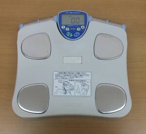 【中古動作品/現状品】★OMRON オムロン体重体脂肪計 HBF-351