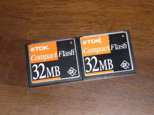 動作保証！TDK CFカード 32MB 2枚セット　安心の日本製