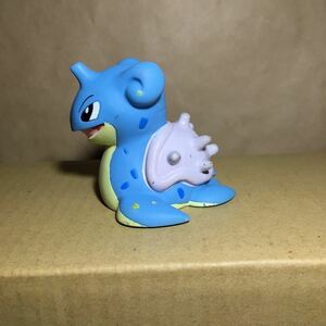 ポケモン フィギュア BANDAI 2004 みずでっぴゅ〜 ラプラス