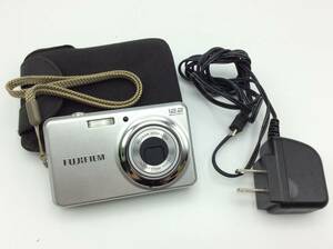 RR79◆【通電のみ確認】FUJIFILM 富士フィルム FINEPIX J30 ファインピクス デジカメ デジタルカメラ コンパクトカメラ 現状品 ジャンク品 