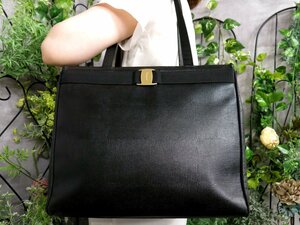 ●超美品●Salvatore Ferragamo フェラガモ●ヴァラ●リザード 型押し レザー 本革●トート バッグ●黒●G金具●ヴィンテージ●A4●Js47164