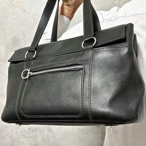 美品◎フェラガモ Salvatore Ferragamo メンズ ビジネス トートバッグ ガンチーニ シルバー金具 肩掛け レザー 本革 ブラック 黒 ロゴ刻印