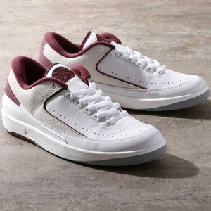 ナイキ エア ジョーダン 2 レトロ ロー 25cm 定価19800円 ホワイト/チェリーウッドレッド AIR JORDAN 2 RETRO LOW メンズ スニーカー