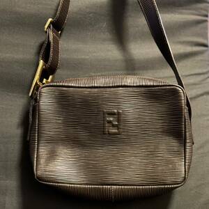  【VINTAGE FENDI/フェンディ】ショルダーバッグ　斜め掛け ブラウン 