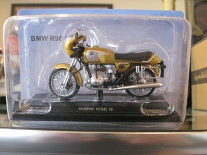 ★海外販売イタリアエデイコラ1/24BMWコレクション BMW R90S ゴールド系☆彡