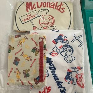 【送料無料】マクドナルド 50周年グッズ3点セット ビッグスマイルバッグ ひんやりタオル ファスナー付きポーチ ②