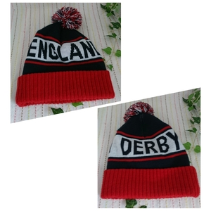 ☆DERBY ENGLAND・ロゴ☆ポンポン付き☆ニット帽☆紺×白×赤☆アクリル☆サイズ57.5-59cm☆