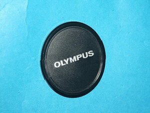 ★ 希少！美品！未使用品？★ オリンパス OLYMPUS OM 用 純正レンズ前キャップ ※ 55 Φ 用 前期型！コレクションにお奨め！DH1706