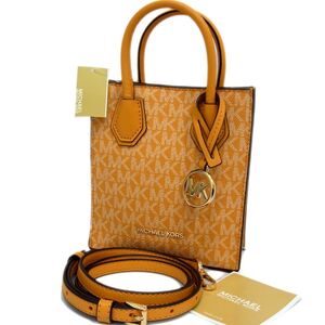 新品 定価6万4900円●MICHAEL KORS マイケルコース クロスボディ サコッシュ ショルダー バッグ 2WAY レディース レザー 斜め掛け 未使用