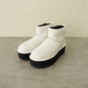 【未使用】アグ UGG *CLASSIC MINI PLATFORM ショートブーツ USA7/UK5/EU38/24*白レザー厚底1024(sh10-2410-92)【32K42】