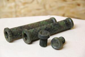 BMX グリップ WETHEPEOPLE RAPTOR GRIPS CAMO 送料無料 新品未使用