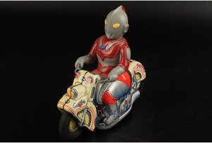 [URA]1970年代/『帰ってきたウルトラマン オートバイ』/8-1-19　(検索)骨董/ブリキ/ソフビ/玩具/おもちゃ/昭和/レトロ/置物/日本製