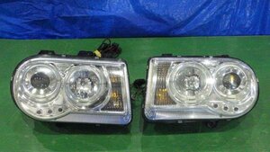 【宮城 塩釜発】中古 左右ヘッドランプセット クライスラー300C ABA-LX35 社外品 HID SK5401-CH3C03/SK5402-CH3C03