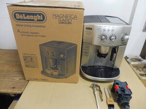 「712/T7B」DeLonghi デロンギ 全自動コーヒーマシン MAGNIFICA ESAM1000SDJ エスプレッソ マグニフィカ イタリア 中古 通電確認済 元箱付