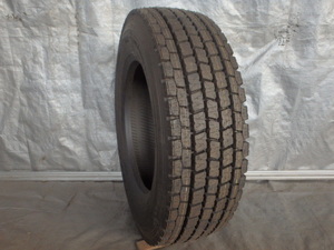 UT0266-トーヨータイヤ M920 245/70R19.5 133/131L 未使用 1本のみ スタッドレスタイヤ 2013年製